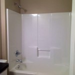 One Piece Fiberglass Bathtub Shower Combo